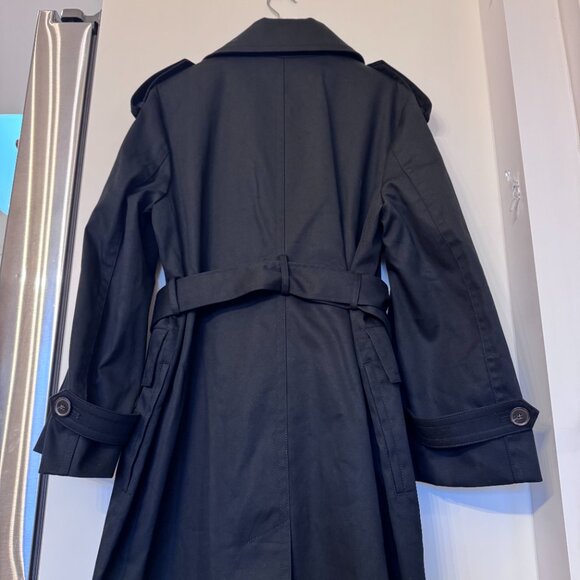 Banana Republic Water Resistant Timeless Trench - Picture 13 of 14